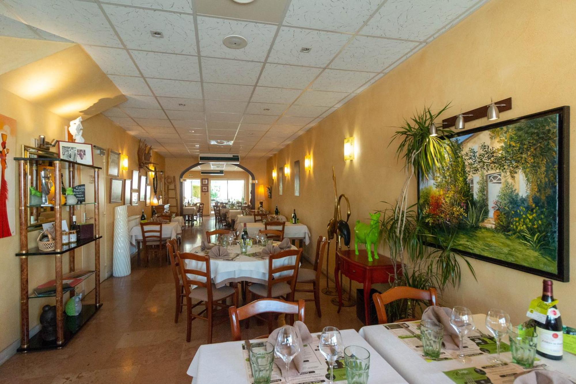 Logis Le Cantarel Andelot-Blancheville Buitenkant foto
